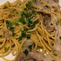 クックUWY3B0☆'s cooksnap of when they made 葱と豚バラの生姜醤油パスタ.