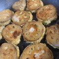 bleumer's cooksnap of when they made れんこんのひき肉挟み焼き.