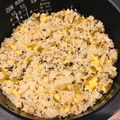 陸ケミ's cooksnap of when they made 炊き込み高菜チャーハン.