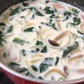 甘いの大好きメグママ's cooksnap of when they made ほうれん草とウィンナーのクリーム煮.