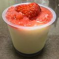 みもねこまま's cooksnap of when they made とろとろミルクプリンwithいちごソース.