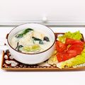 Miella's cooksnap of when they made 鶏むね肉とねぎのクリームスープ.