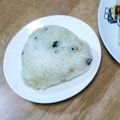 和☆2049's cooksnap of when they made お茶漬けの素deおにぎり.