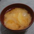 メイプル⌘'s cooksnap of when they made 新じゃが、新玉ねぎの塩糀お味噌汁*.