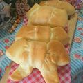 虹色♪︎ちゅーりっぷ's cooksnap of when they made 可愛い成形♪リボンパン.