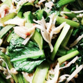 なまけぐま's cooksnap of when they made 小松菜とカニカマの炒め物.