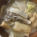クックPW9C2T☆'s cooksnap of when they made 白菜豆腐いりキノコ汁.