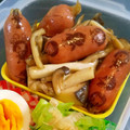 チョミ蔵's cooksnap of when they made きのことウィンナーのバター醤油炒め.
