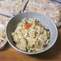 Lexell's cooksnap of when they made 免疫力アップ！舞茸と油あげの炊き込みご飯.