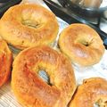 mimimi89's cooksnap of when they made ふすまパンミックスでブルーベリーベーグル.
