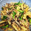ぷぅたんのママ's cooksnap of when they made 土豆肉絲（じゃがいもと豚肉の中華炒め）.