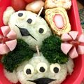 ハルママ＊°'s cooksnap of when they made トイストーリーリトルグリーンメンキャラ弁.