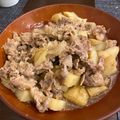 ぬこたん✩'s cooksnap of when they made 豚こまと新じゃがのニンニク胡麻煮♪.