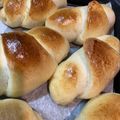 クックMP2PTR☆'s cooksnap of when they made 感激手こねバターロール⭐レーズンクルミ.