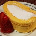 kuroshia's cooksnap of when they made 堂島ロール サイゲン大介.