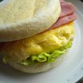 でかおちば's cooksnap of when they made 朝食に☆カルボナーラ味のマフィンサンド♪.