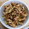 chie32's cooksnap of when they made 簡単副菜♪白菜とちくわの塩コブバター炒め.