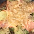 Eire's cooksnap of when they made アボカド＆オニオン＆サーモントースト♬.