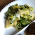 miyukosan's cooksnap of when they made 【保育園給食】白菜とリンゴのサラダ.
