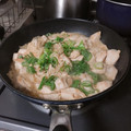 リン012's cooksnap of when they made 鶏むね肉と長ネギだけ！レンジ３分酒蒸し.
