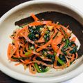 たのしいくらし's cooksnap of when they made 【野菜】春菊の胡桃和え.