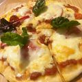 Pikakelani's cooksnap of when they made 10分!簡単!もちもちぷっくり本場のピザ.