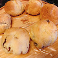 komugiko4's cooksnap of when they made チョコと胡桃のスコーン☆生クリーム使用.