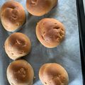 ESQ☆0217's cooksnap of when they made ふわふわ黒糖メープルナッツパン.