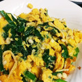 くろしば犬's cooksnap of when they made 簡単♪にらとえのきの卵とじ♡.