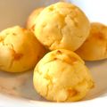 konchikichin's cooksnap of when they made ピザ用チーズでポンデケージョ ☆彡.