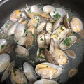 クックJA1A68☆'s cooksnap of when they made アサリの酒蒸し.