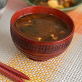 ちゃぴ♥'s cooksnap of when they made えのきとなめこの味噌汁.