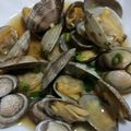クックT611EW☆'s cooksnap of when they made レンジであさりの酒蒸しとポン酢.