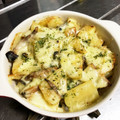 おりぼぶ's cooksnap of when they made ポテトとしめじの簡単☆チーズ焼き.