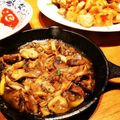 kwton's cooksnap of when they made 3種のきのことアンチョビのアヒージョ.