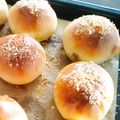 食い道楽になりたい's cooksnap of when they made カリッ！ふわっ～焼きカレーパン(^^)/.