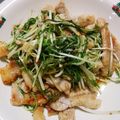 みちばたの花's cooksnap of when they made みず菜と豚ロースのペペロンソテー☆.