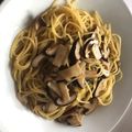 おりおん。's cooksnap of when they made キノコのバター醤油パスタ大葉風味.