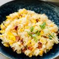 runa10's cooksnap of when they made 市販の素で本格パラパラ炒飯.