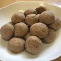papikun's cooksnap of when they made 材料4つ！簡単ココアスノーボールクッキー.