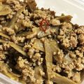 birdlover☆'s cooksnap of when they made ごぼうと鶏ひき肉の味噌炒め.
