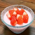 YCHキッチン's cooksnap of when they made ムース食感☆苺ヨーグルトプリン☆.