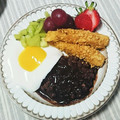 虹色♪︎ちゅーりっぷ's cooksnap of when they made 学校給食人気メニュー：おかしな目玉焼き.