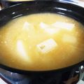 なおきんとん's cooksnap of when they made 定番！ジャガイモと玉ねぎのみそ汁.