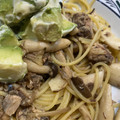 おさむーちょ's cooksnap of when they made サバ缶とキノコとアボカドの和風パスタ.