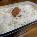 おひとりさまんさ's cooksnap of when they made メスティンでしらすと梅干しの炊き込みご飯.