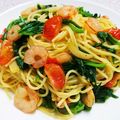 ☆★あんず姫★☆'s cooksnap of when they made 小海老とほうれん草のペペロンチーノ.