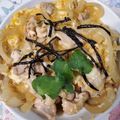 みったんく's cooksnap of when they made 丼弁当●３つの具材で親子丼.