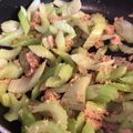 Eire's cooksnap of when they made ツナとセロリのガーリック炒め★セロリ消費.