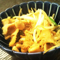 tomok0306's cooksnap of when they made お手軽なおつまみ♪鶏皮ともやしの炒め物.